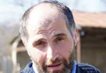 “ვინ ოხერი ხარ ზელენსკი საქართველოს რომ გვილანძღავ?…ააა, ნატო კარგავს უკრაინას და საქართველოს და ქვა ქვაზეც ნუ დარჩენილა არა?”