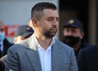 არახამია ბიძინა ივანიშვილს ქართველ იანუკოვიჩს უწოდებს და დასავლეთს მის წინააღმდეგ სანქციების დაწესებას სთხოვს