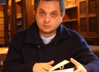 “დიდი ამბებია ყარაბაღში… ცოცხალი მაგალითი და ფაქტია ის, რაც ხდება” – ბექა კობახიძე