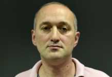 გორში, საბჭოთა კავშირის დროშების გამოყენების გამო ერთიანი კომუნისტური პარტიის ლიდერი თემურ ფიფია დააკავეს