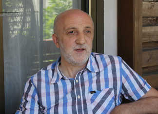 „ზელენსკის ქურთუკი ღარიბაშვილმა იყიდა…“ – გია ხუხაშვილი