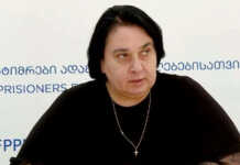 თქვენ ის გირჩევნიათ, ჩვენ ჩვენი ენა დაგვავიწყდეს, თქვენი წიგნები და გაზეთები ვიკითხოთ და ჩვენზე ხელი ავიღოთ, თქვენი ღმერთები ვიწამოთ და ჩვენსას მივაფურთხოთ – ნანა კაკაბაძე