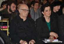 “დაიკარით პროფილებზე მათი დროშები, დეზერტირებად რომ მორბიან და ჩვენს ხარჯზე ცხოვრობენ…ბანდერას შესანდობარის დალევაც არ დაივიწყოთ!”