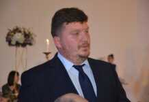 ” ნაცმოძრაობამ პარლამენტში ქალის ნაცვლად კაცი შემოგვაპარა… სინამდვილეში კაცია და სახელად ოთარი ჰქვია” – დიტო ჩუბინიძე (ფოტო)