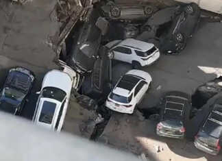 ნიუ-იორკის ცენტრში ავტოსადგომი ჩაინგრა – დაიღუპა ერთი და დაშავდა 5 ადამიანი