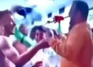 “ქამარი შევიხსენი, რომ საჩუქრები შარვალში დამემალა… ცოტა ხანში კვარა, კიმი და დანარჩენები შემოვიდნენ…” – რას ყვება გულშემატკივარი, რომელიც “ნაპოლის” გასახდელში შეიპარა?