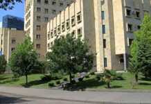 მცირეწლოვან ბავშვებს აიძულებდნენ მოწყალების მოთხოვნას და წვრილმანი ნივთების გაყიდვას – 4 პირს ბრალდება წარედგინა