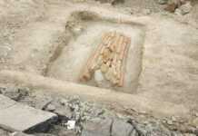 დიდუბის პანთეონის წინ გზის საფარის გათხრისას საფლავები აღმოაჩინეს (ფოტოები)