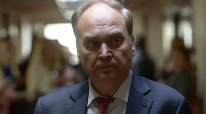 „თეთრი სახლის განცხადებები, რომ მხარს არ უჭერენ ჩვენი სამშობლოს შუაგულში უკრაინის თავდასხმებს, გახვრეტილი გროშიც არ ღირს“ – ანატოლი ანტონოვი