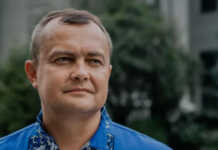 არახამიას ფრაქციის დეპუტატი, რომელიც უკრაინის უსაფრთხოების პოლიტიკაზეა პასუხისმგებელი, მალდივებზე აღმოაჩინეს