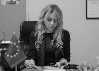 ,,ან ეს ქალი ძალადობის მსხვერპლია ან სულაც არაა მოხუცი და კარგი ბიზნესი აქვთ…” – რას აქვეყნებს მარი საბიაშვილი