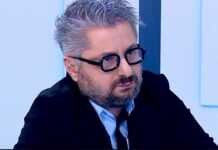 „ტიპებს უკვე რომ აღარ ეტევათ, უბრალოდ ირგვლივ არწყევენ ფულს. მოპარულ ფულს, ცხადია“ – ნიკა გვარამია